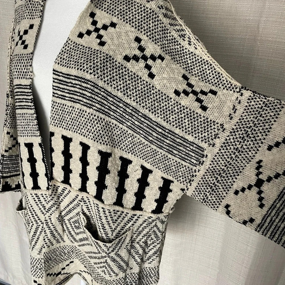 COPY - Women's GF Hooded Cardigan Sweater - Sz. XS/S - Picture 4 of 9